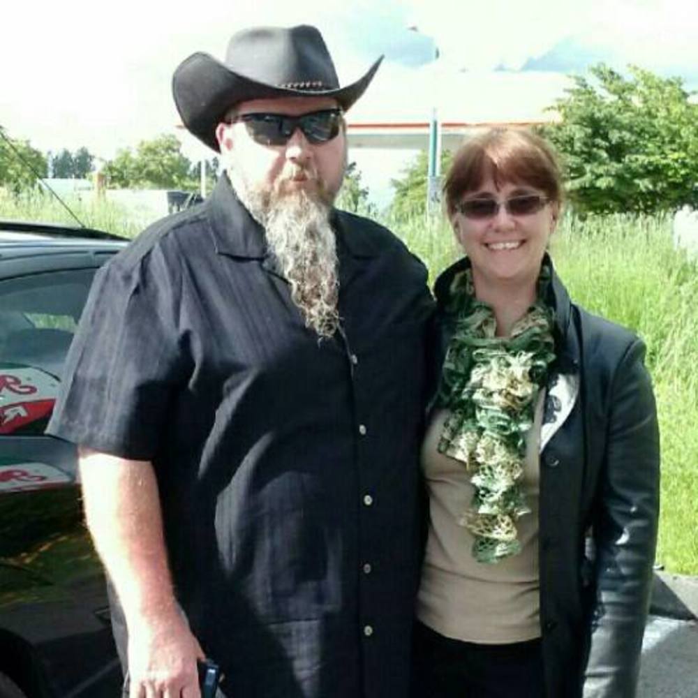 Meet your Posher, Julee